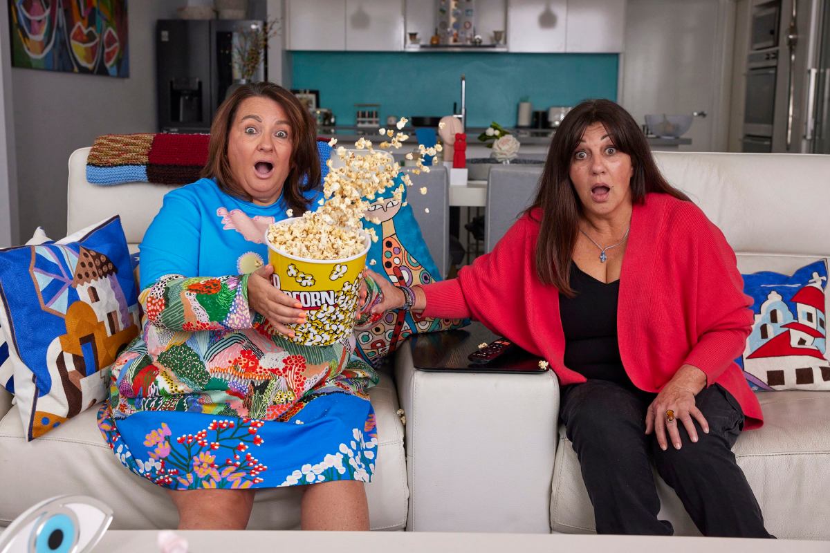 Gogglebox Australia Participants Anastasia And Faye. Image: Binge.